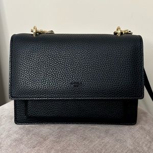 ANGELA ROI ELOISE SATCHEL SIGNET IN BLACK